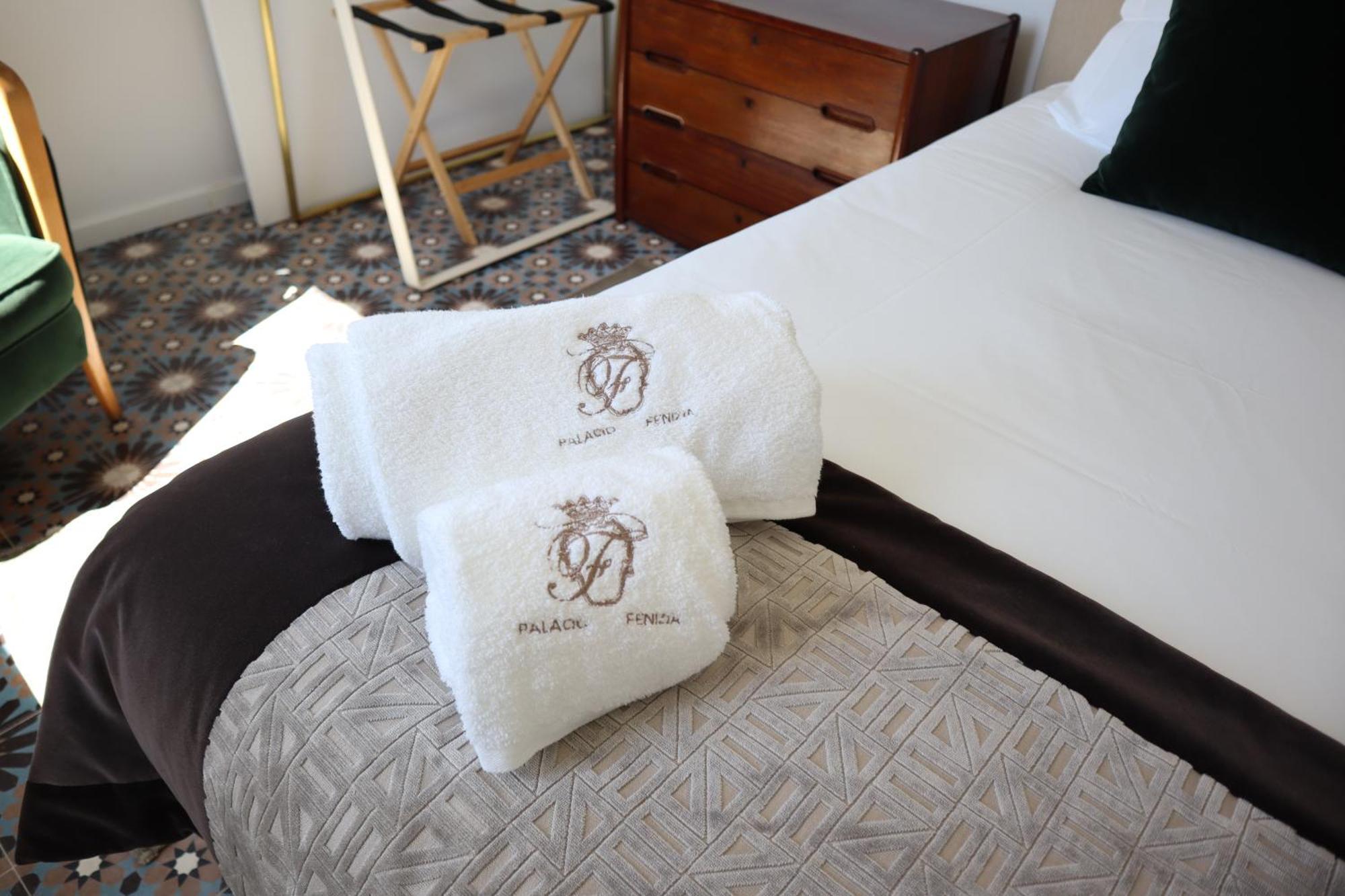 Palacio Fenizia Lux Apartments OOporto Chambre photo
